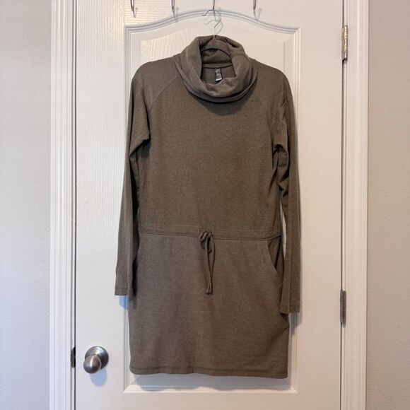 Mountain Hardwear Women's Shadow Knit Long-Sleeve Dress Size Medium - Picture 2 of 11